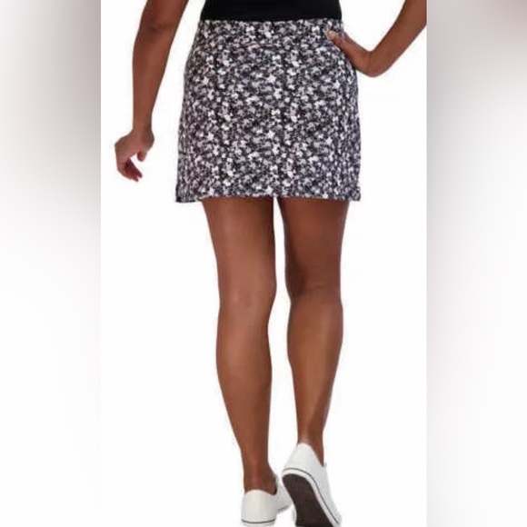 Tranquility by Colorado Clothing ladies skits size medium - Picture 2 of 4